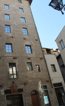 Donati Luxury Tower Suites Отели рядом с достопримечательностью «San Felice in Piazza»