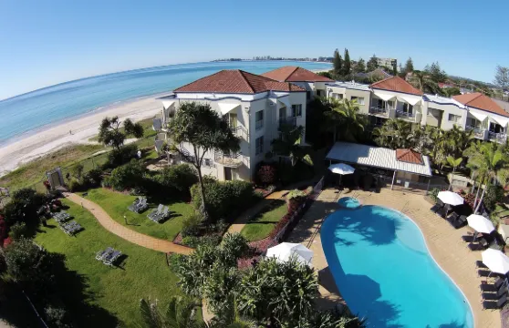 黃金河畔海灘度假村