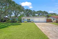 Welcome Basket Pool By Beach Fire Pit BBQ PS4 Hotels in Vilano Beach