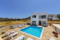 Diana Seaside Villas - Pools