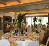 Number 10 Hotel Hotels in Гіффнок