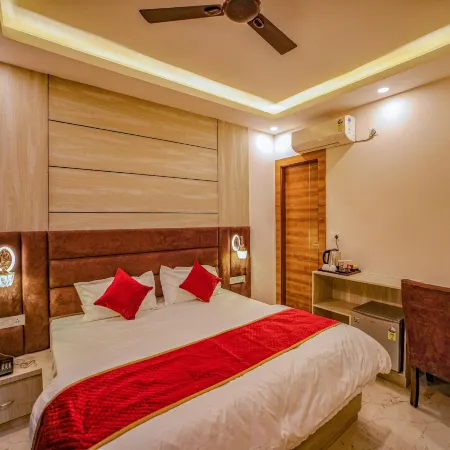 Mokshda Premium Hotel & Restaurant, Rishikesh