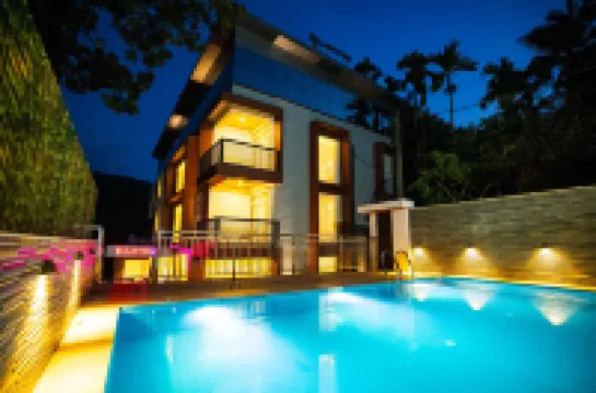 Bluemist Resorts Hotels in Pariyaram