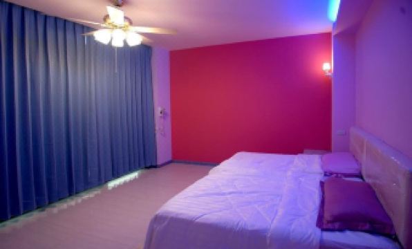 Tomorrow Cute Family Inn