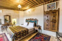 Phocas Cave Suites Hotels in Cavusin
