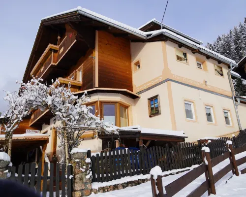 Apartment in Hippach with Mountain Views Hotels in Hippach