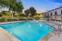Best Western Valencia/Six Flags Inn & Suites Hôtels à : Santa Clarita