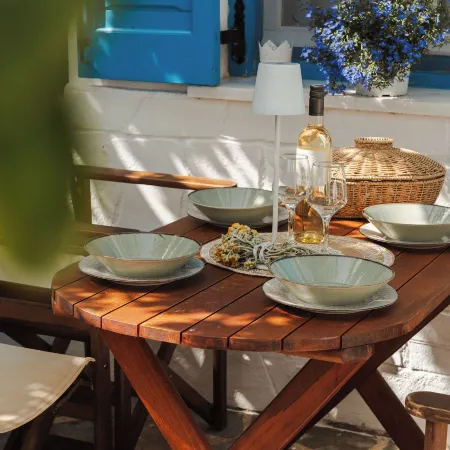 Sea View Apartments & Studios