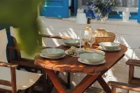 Sea View Apartments & Studios