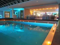 El Paseo Hotel のホテル