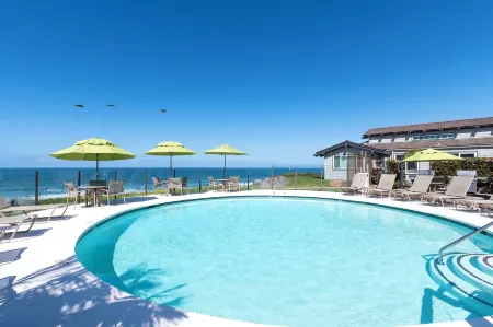 Wave Crest Resort Отели рядом с достопримечательностью «Торрей Пайнс Стейт Бич»