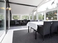6 Person Holiday Home in Blavand