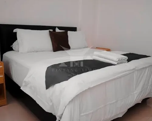 Hotel Bintang Timur 北托拉查縣住宿飯店