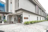 3J Living - Guest houses