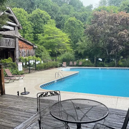 Wolf Laurel-Authentic Cabin-Mountain Views-Ski Hatley Pointe-Hiking-A/T-Big Bald
