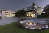 Korhaan House by Host Agents Hotels near Duynefontein