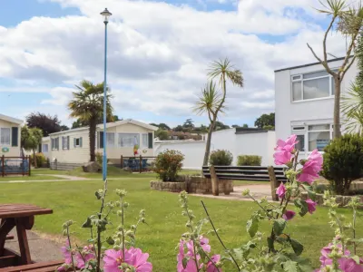 Dolphin Chalet Hôtels à proximité de : Dawlish Town Trail