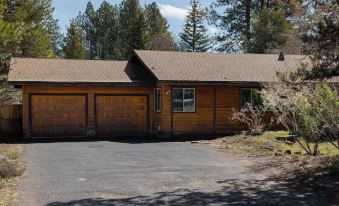 Diamond Retreat in Bend for 6!