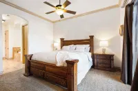 The View Resort Amenities & Epic Views! Hotels in Hurricane