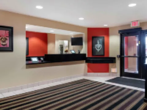 Extended Stay America Select Suites - Detroit - Roseville Hotels in Macomb County