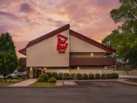 Red Roof Inn Virginia Beach Hotels near Sandler Center