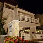 Villa Olga Apartment D. 125 meters from the sea with pool and jacuzzi