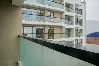 w Flawless 3BR w Balcony in Miraflores