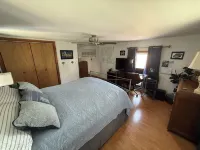 Kayak Friendly Home on the Chesapeake Bay with Bikes, Paddle Board & Golf Cart