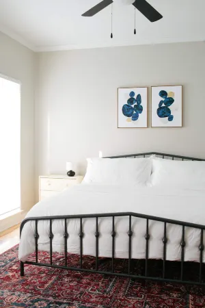 Charming Haven Near Downtown - Delightful Historic Retreat