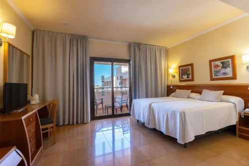 Invisa Hotel la Cala - 4 stjerner