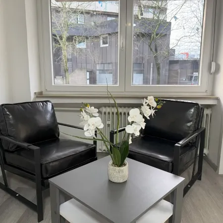 #1 Top room: central & comfortable, shared bathroom