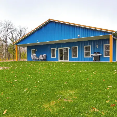2 Mi to Lake Michigan: Fire Pit, Grill, Patio!