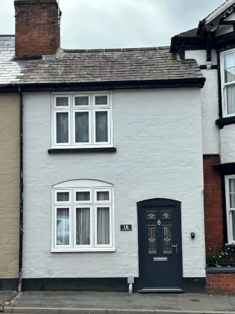 Beautiful cottage in Ludlow town ,Close to Pubs, shops,restaurants & the castle Отели в г. Ладлоу