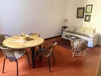 Appartement La Demeure du Pont Vieux Hotels in Collobrieres