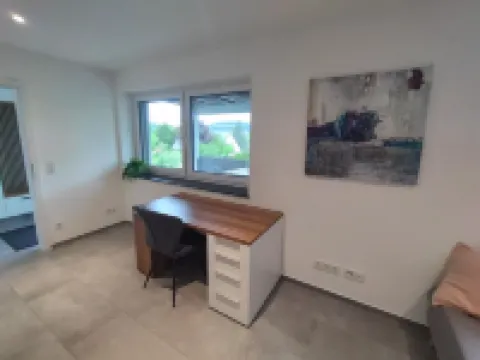 Family-friendly vacation apartment with a view of the vineyards