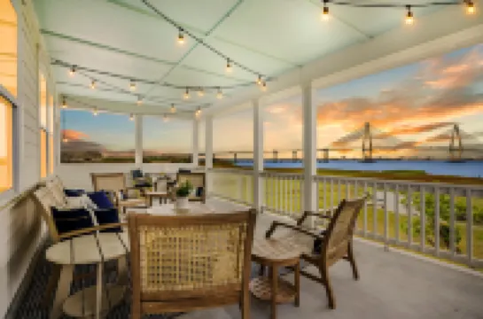 Waterfront Dock and Spectacular Sunset Views - Scenic Coastal Haven