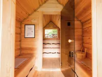 Stylish Apartment for 2 Adults + 2 Kids: Sauna, Whirlpool & Mountain Comfort