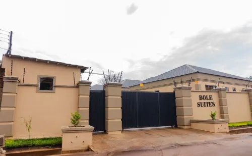 Deluxe Two-bedroom Apartment