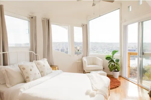 Rhythm&Views- Hillside home in Mount Adams with Hot Tub and River Views