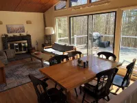 Berkshires' best! Tanglewood, Jacob's Pillow and 400 feet from a pristine lake