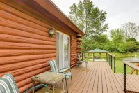 On-site Lake & Gazebo: Cabin in Yellow Springs!