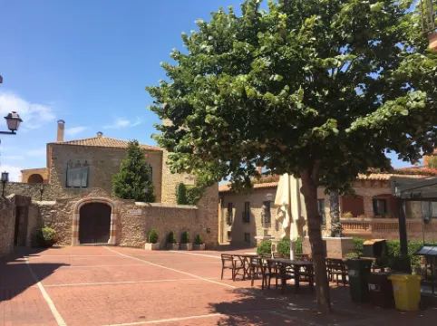 Nice family house 1.3 km from the village of Begur, Costa Brava for 9 persons