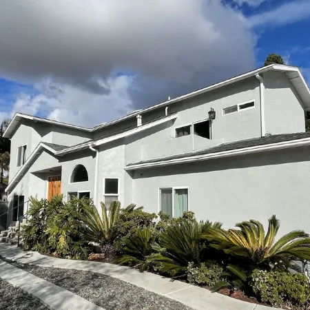 Modern Oasis -  Pool, Spa, Great Location