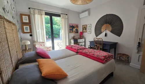 Gulf of Saint Tropez Beauvallon and its private residence, charming villa