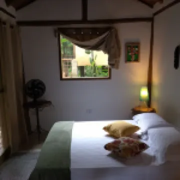 Chalets in Paraty with private waterfall