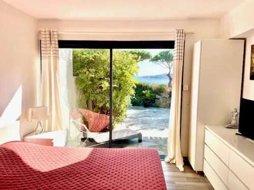 Mini-Villa sea view, 4 pers, Clim and Wifi, near beach and shops!