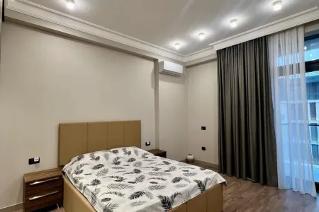 Cozy 2-bedroom apartment in peaceful Nardaran with WiFi, AC Отели в г. Нардаран