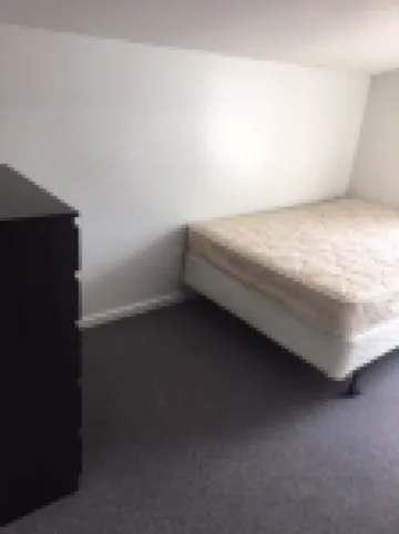 4-bedroom Apartment on Hampton Beach Strip