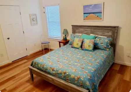 Walk across street-Be on the beach. Avon peace-SalTSquire