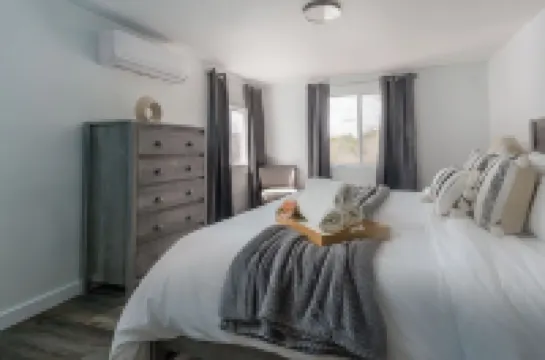 Gorgeous Coastal Getaway